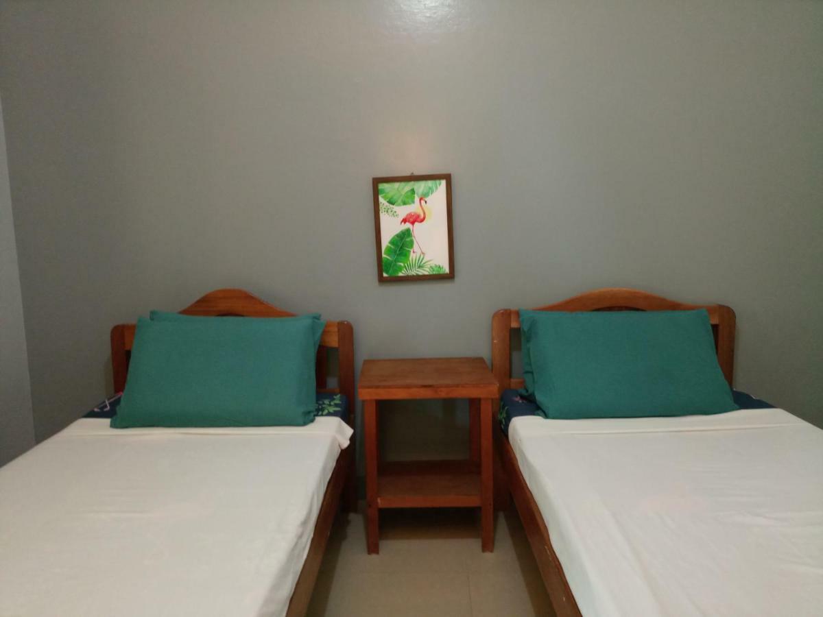 Green Park Tourist Inn Puerto Princesa ภายนอก รูปภาพ